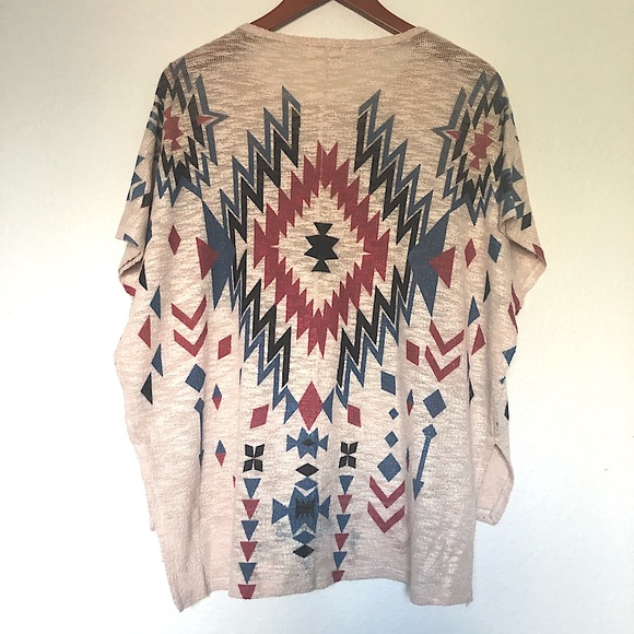 Boho Knit Top w/ Aztec Pattern - Picture 2 of 3
